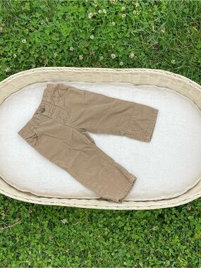 Old Navy beige tan corduroy pants Size 3-6 months.